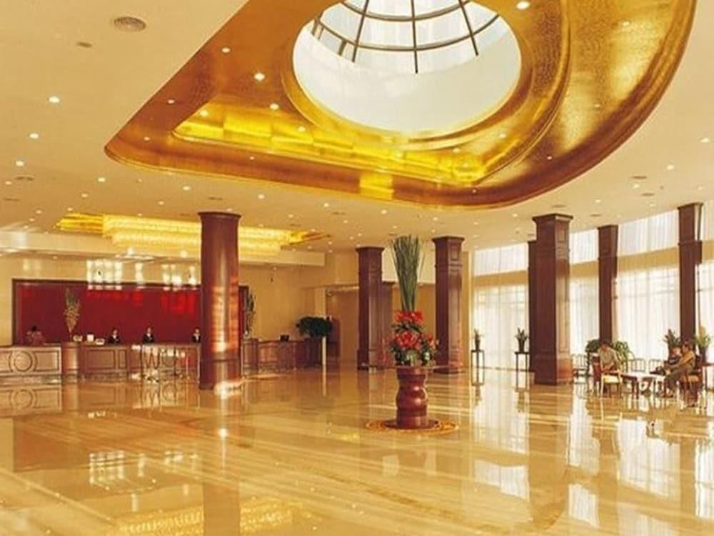 Shanghai Rongju Hotel Lujiazui Hotel Esterno foto